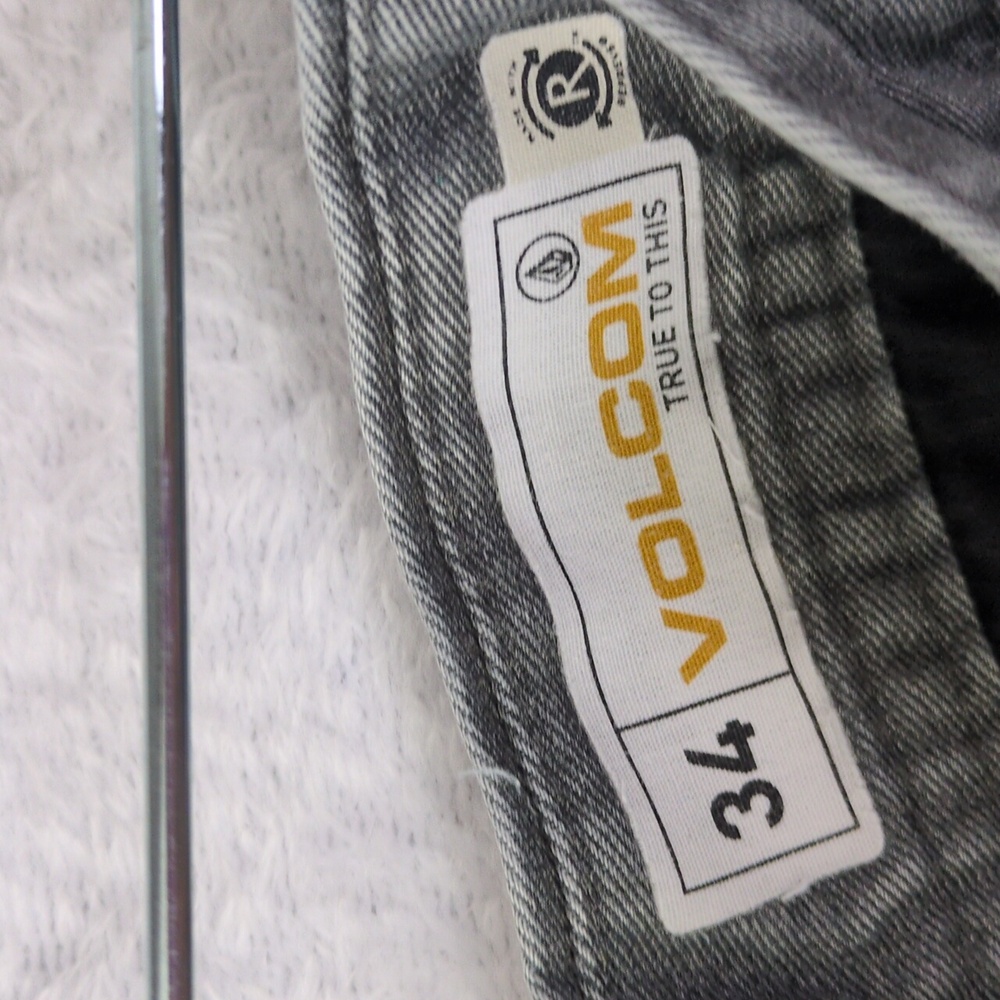 Volcom Men's Gray Chino Casual Shorts Waist‎ 34 - Picture 3 of 6